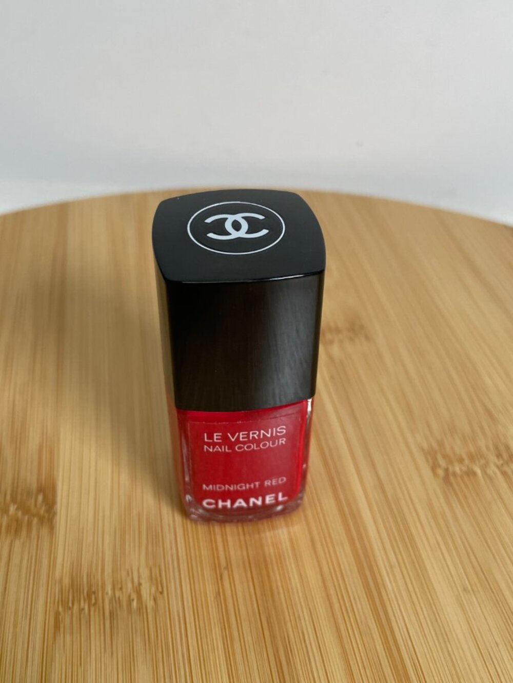 CHANEL Le Vernis Nail Colour Polish Midnight Red 13 ml 0.4 fl oz Made in USA - Picture 2 of 4